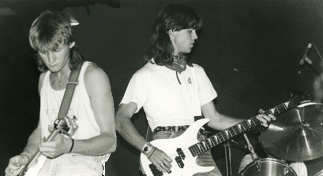 David remplace Dominique en 1990<br>Fabrice & David - Concert à Montereau en 1990